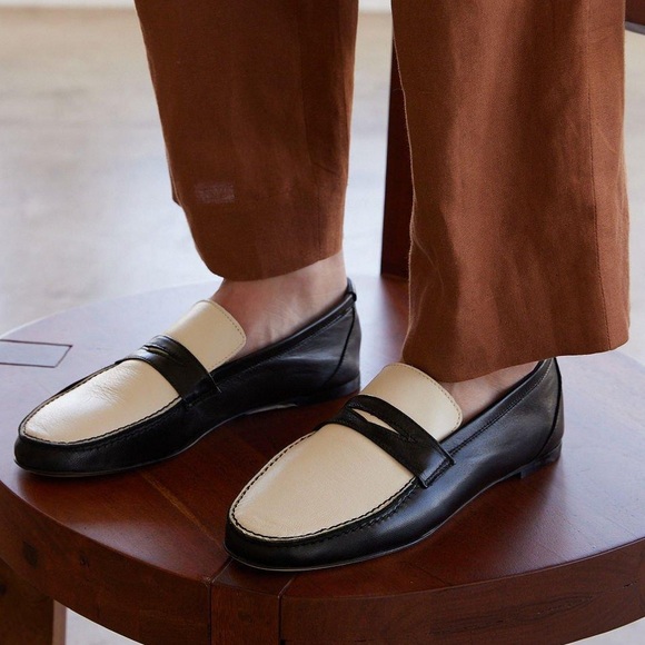 NWT JAMIE HALLER Two-Tone Penny Loafers in Black/White - Picture 2 of 8